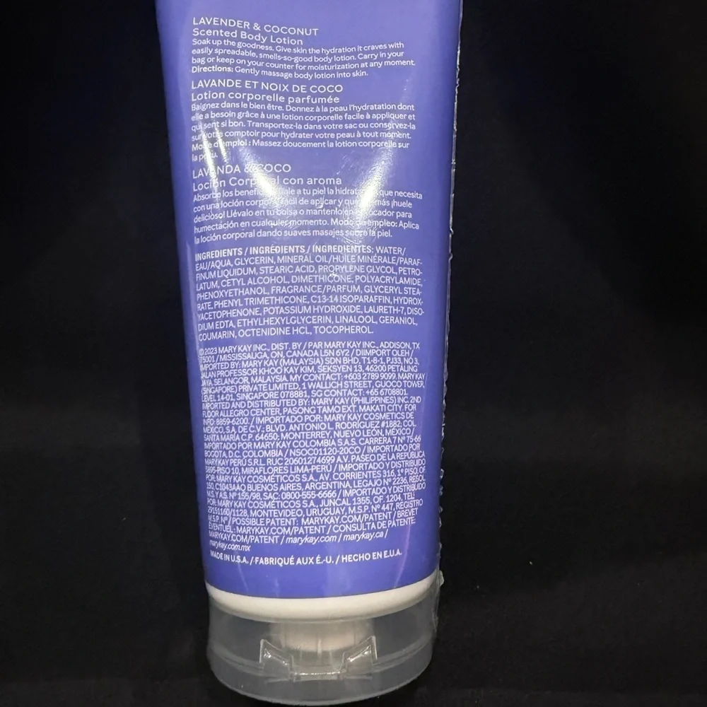 Mary Kay Lavender & Coconut Body Care Set Scented Body Lotion and Shower Gel